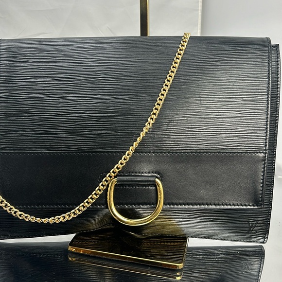 Louis Vuitton, Clutch bag Jena Black Epi - Picture 4 of 17